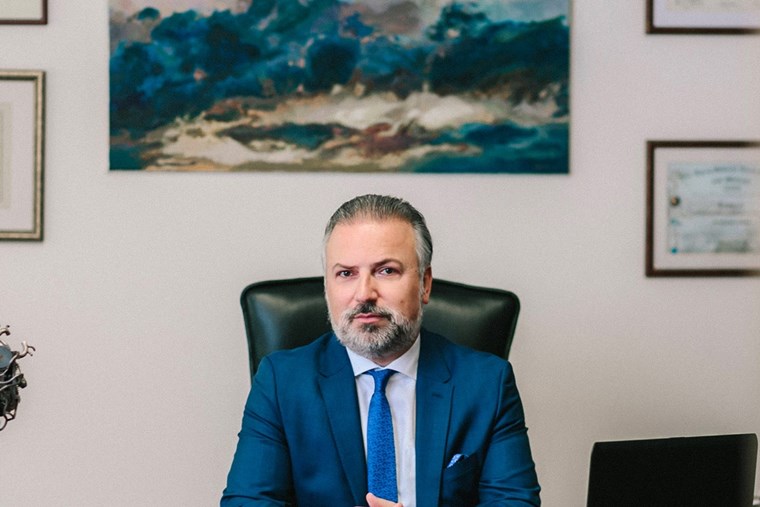 Πλαστικός Χειρουργός Δρ. Αναστάσιος Βεκρής